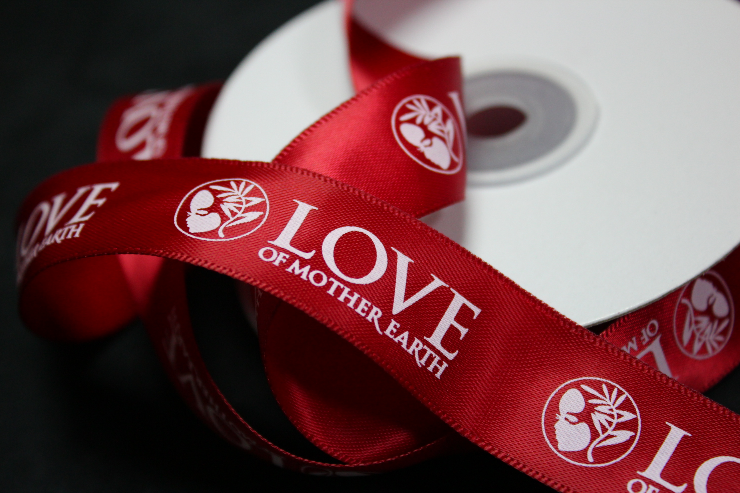 Custom ribbon tape